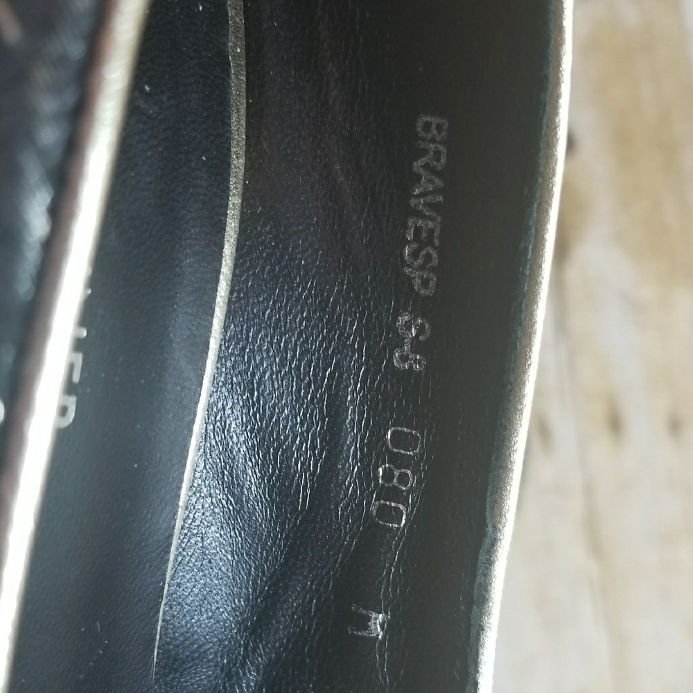 Donald J. Pliner Brave Black Silver Metallic Pumps - Picture 3 of 6